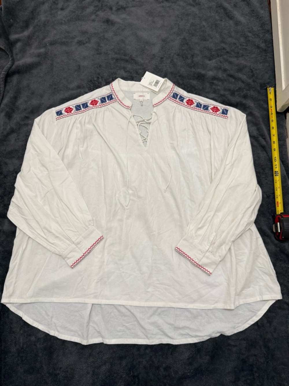XiRENA Lyric Top size XL, white canvas, boho, relaxed fit.